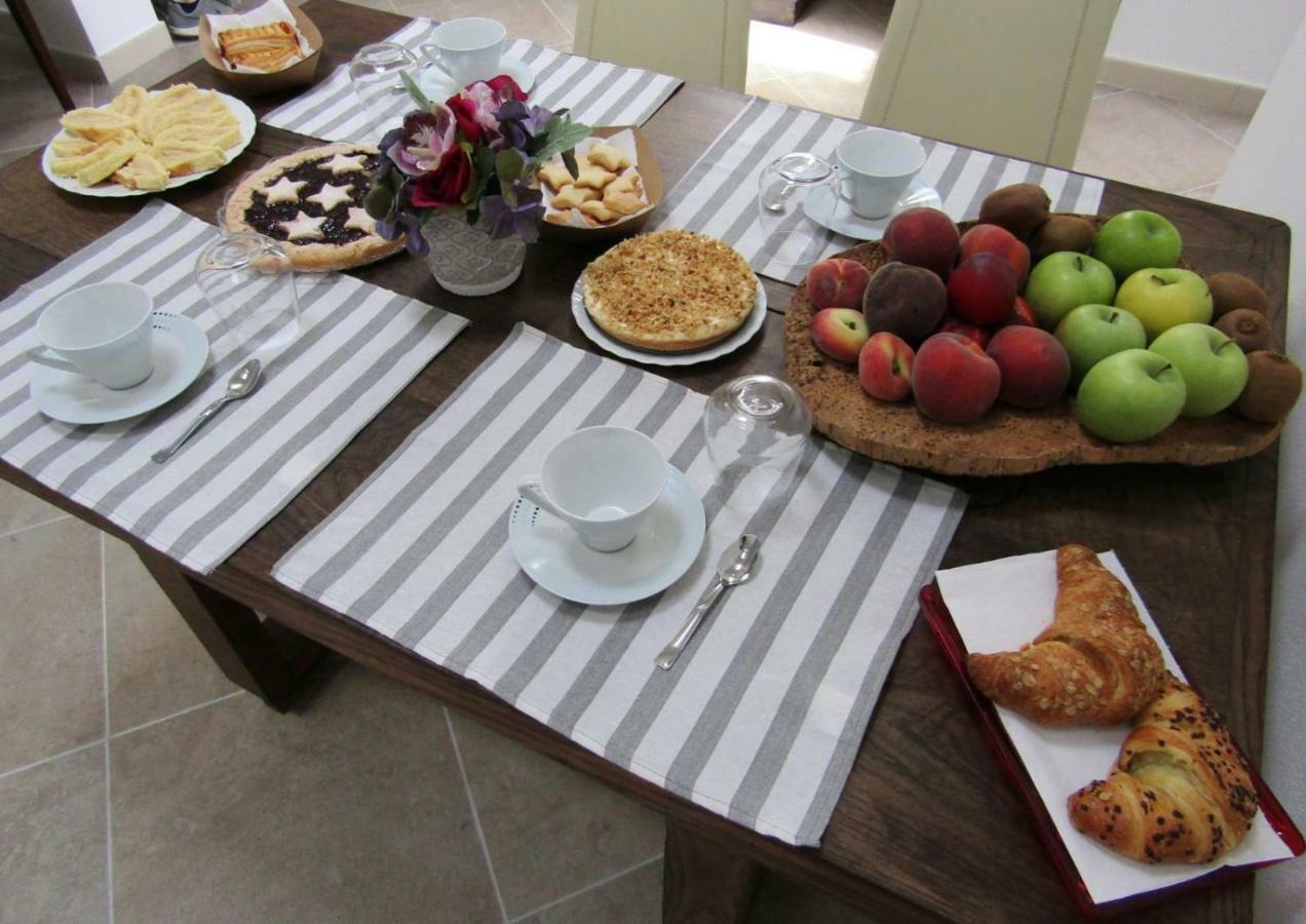 Sa Moba Bed & Breakfast Cabras Luaran gambar
